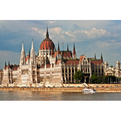 Автобусный экскурсионный тур Уикенд на троих - Краков, Вена, Будапешт!