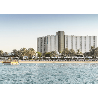 Отдых в отеле Radisson Blu Hotel & Resort Abu Dhabi Corniche 5*