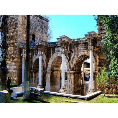 Ворота Адриана