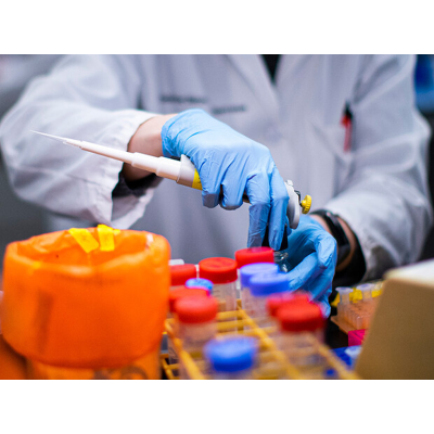 Лаборатории которые имеют право проводить тесты и которые принимают в ОАЭ